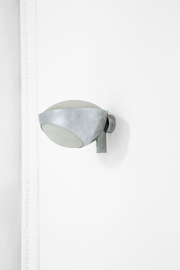 Max Ingrand : Lampada da parete mod. 1963 
  - Auction Spring Design - Incanto Casa d'Aste e Galleria