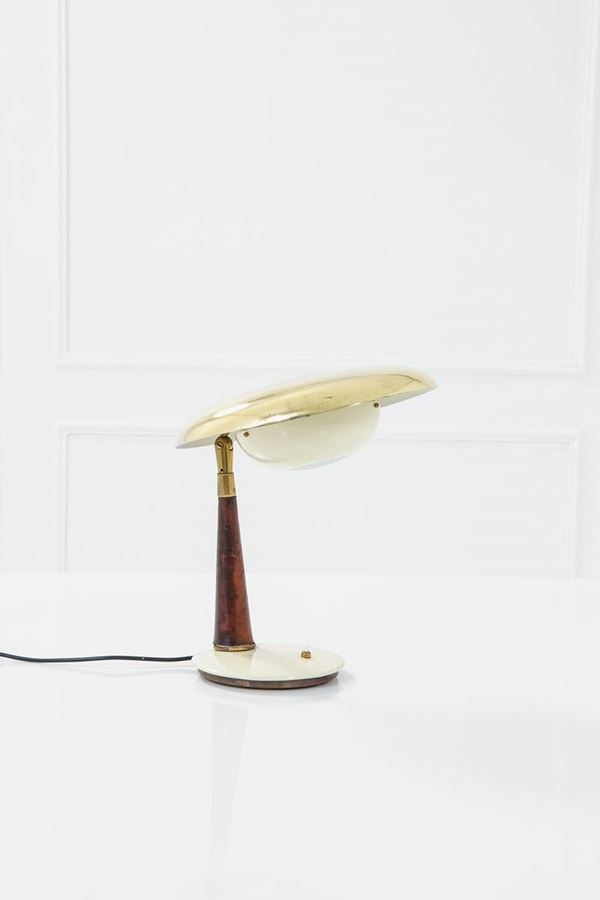 Angelo Lelii : Lampada da tavolo 
Ottone, al  - Asta Spring Design - Incanto Casa d'Aste e Galleria