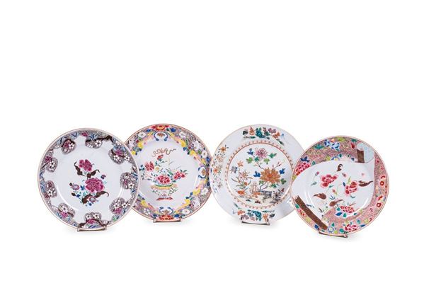 Lotto costituito da quattro pi  - Auction Antiquariato - Incanto Casa d'Aste e Galleria