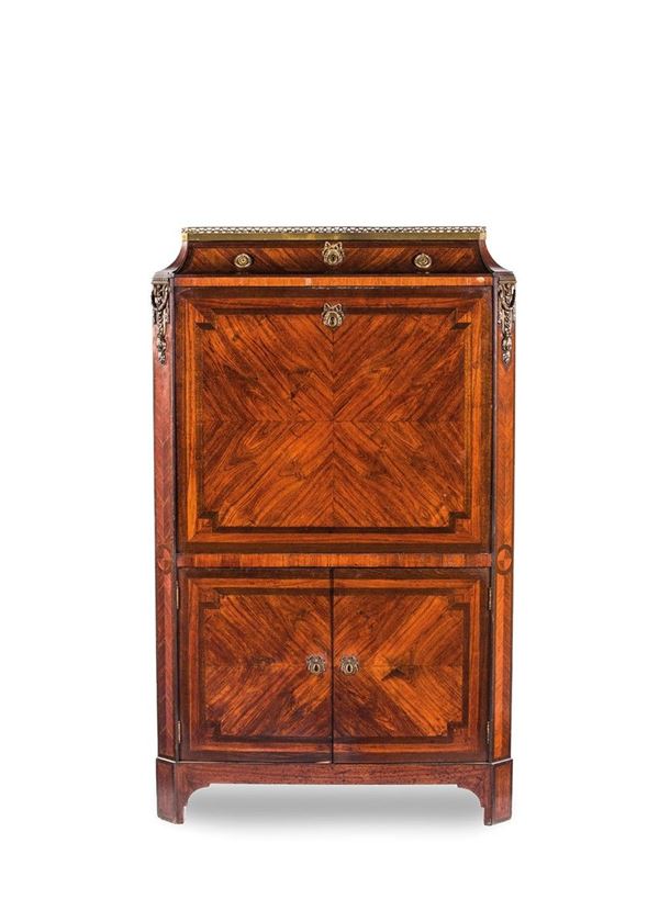 Secretaire in legni pregiati  