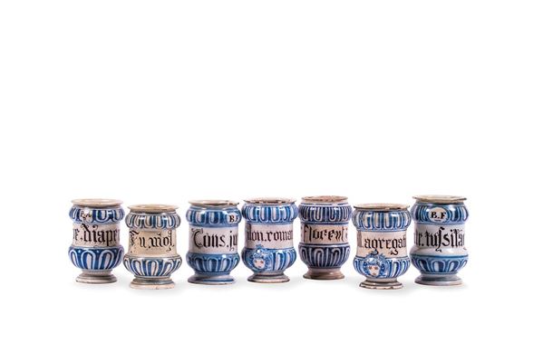 Lotto costituito da sette alba  - Asta Antiquariato - Incanto Casa d'Aste e Galleria