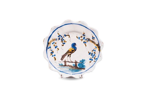 Piattino in maiolica, tesa fes