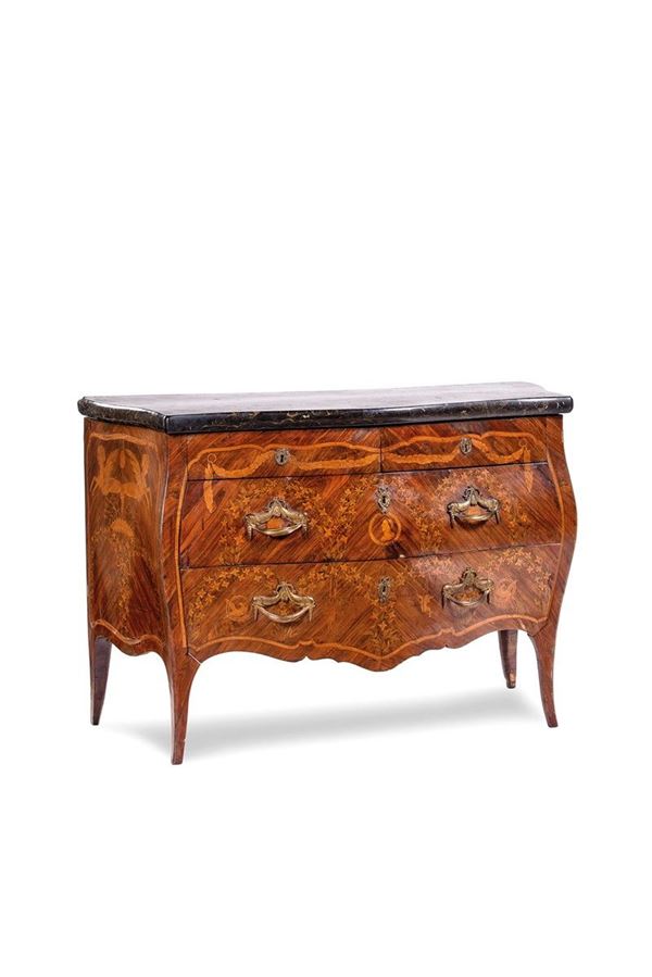 Importante com&#242; di forma mossa  - Auction Antiquariato - Incanto Casa d'Aste e Galleria