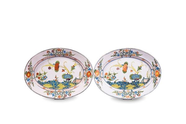 Coppia di piatti di forma oval  - Auction Antiquariato - Incanto Casa d'Aste e Galleria