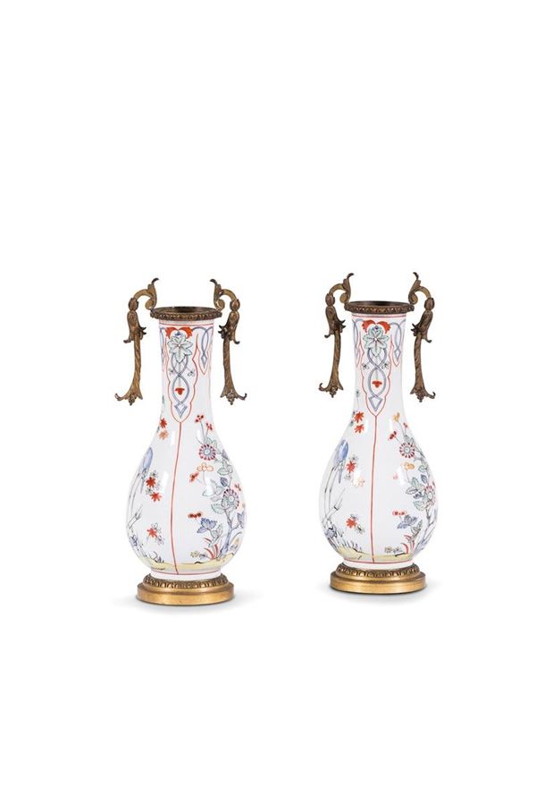 Coppia di vasetti in porcellan  - Asta Antiquariato - Incanto Casa d'Aste e Galleria