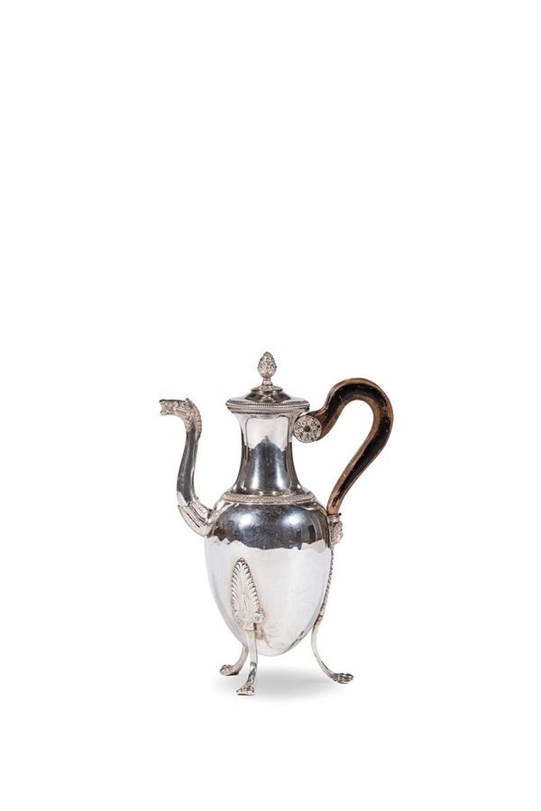Caffettiera in argento 
Corpo  - Asta Antiquariato - Incanto Casa d'Aste e Galleria