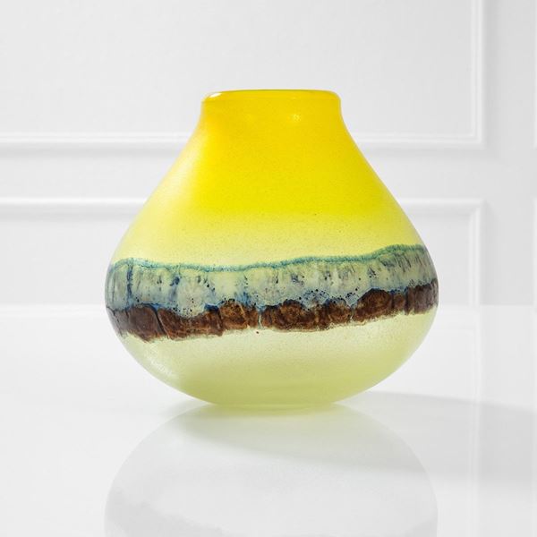Barbini : Vaso
Vetro soffiato lavorato   - Asta Design first - Incanto Casa d'Aste e Galleria