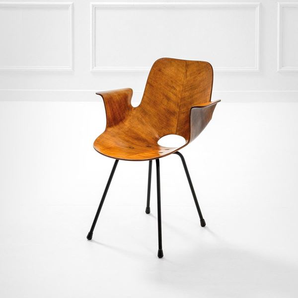 Vittorio Nobili : Poltroncina mod. Medea
Compen  - Asta Design first - Incanto Casa d'Aste e Galleria