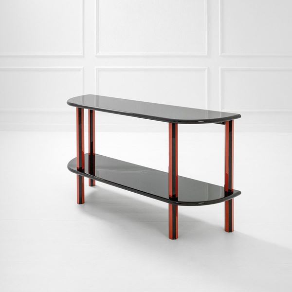 Azucena : Console
Legno laccato.
Prod.  - Auction Design first - Incanto Casa d'Aste e Galleria