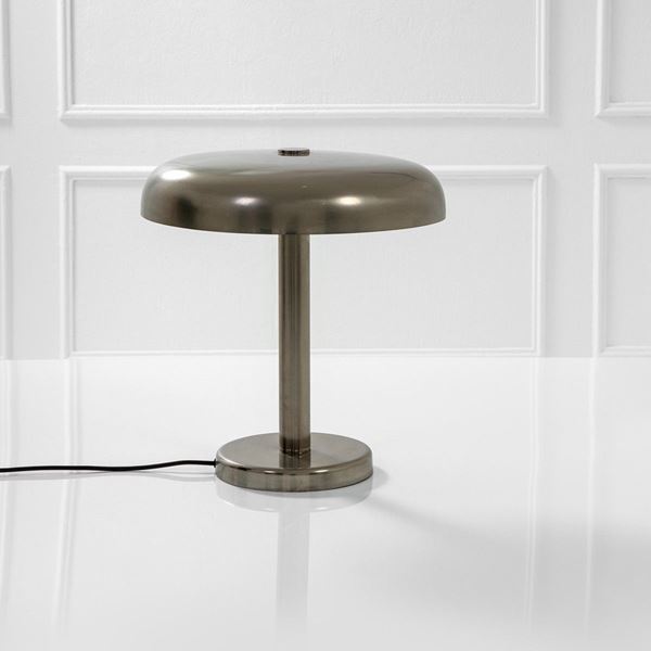 Lampada da tavolo
Metallo nic  - Auction Design first - Incanto Casa d'Aste e Galleria