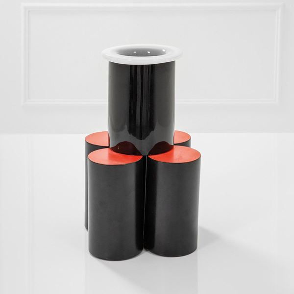 Ettore Sottsass - Centrotavola mod. Picchio
Cer