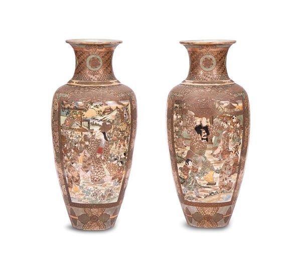 Coppia di grandi vasi in ceram  - Asta Antiquariato, Pittura, Oggetti d'arte, Porcellana, Arte Moderna - Incanto Casa d'Aste e Galleria