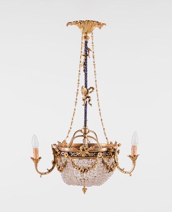 Lampadario in bronzo a tre luc  - Asta Antiquariato, Pittura, Oggetti d'arte, Porcellana, Arte Moderna - Incanto Casa d'Aste e Galleria