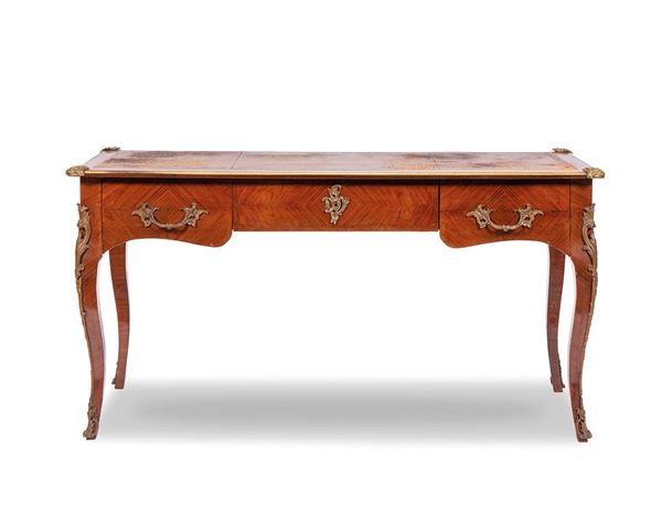 Diplomatica da centro in stile  - Asta Antiquariato, Pittura, Oggetti d'arte, Porcellana, Arte Moderna - Incanto Casa d'Aste e Galleria