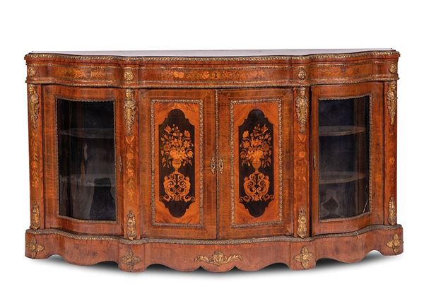 Grande credenza scantonata in 