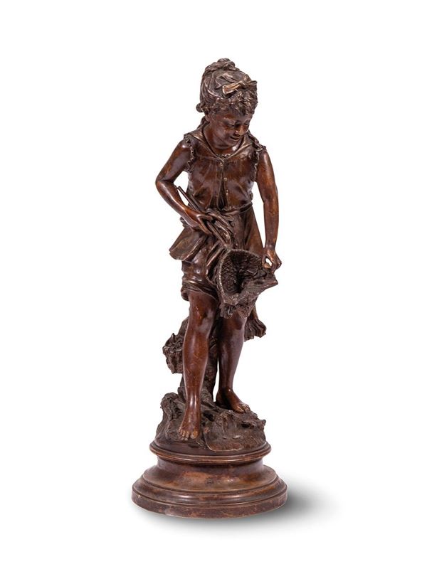 Bronzo a patina scura raffigur