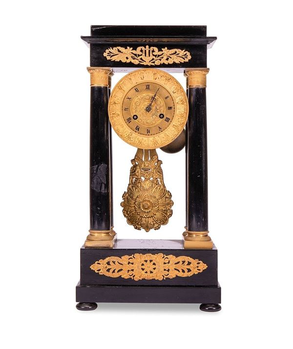 Orologio in legno ebanizzato, 