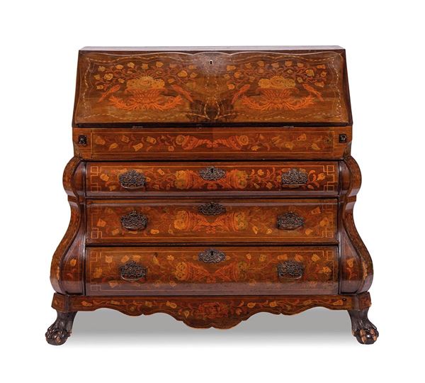 Cassettone con ribalta di form  - Asta Antiquariato, Pittura, Oggetti d'arte, Porcellana, Arte Moderna - Incanto Casa d'Aste e Galleria