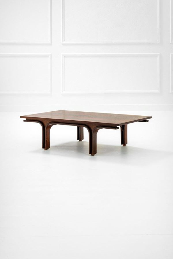 Gianfranco Frattini : Tavolo basso
Legno tinto.
Pr  - Auction Design, Winter Sale - Incanto Casa d'Aste e Galleria