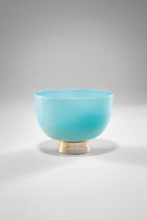 Tomaso Buzzi - Coppa in vetro azzurrino alga e foglia d'oro
