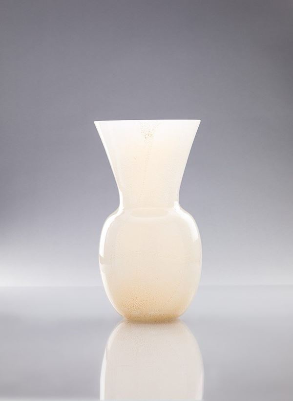 Barovier &amp; Toso - Vaso in vetro lattimo e foglia d&#39;oro