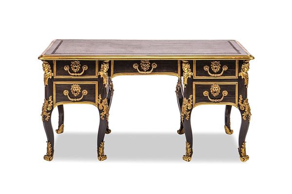 Scrivania da centro, Francia XIX secolo  - Auction Antiques and Decorative Arts - Incanto Casa d'Aste e Galleria