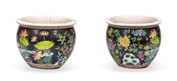 Due cachepots in porcellana, Cina XX secolo