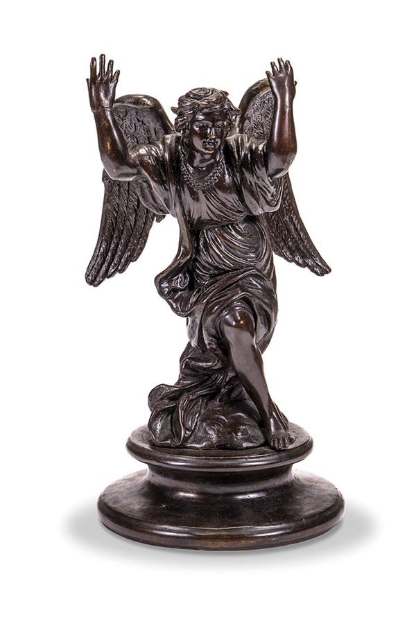 Bronzo a patina scura, figura di angelo, XIX-XX secolo  - Asta Antiquariato e Arti Decorative - Incanto Casa d'Aste e Galleria