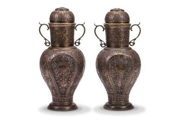 Coppia di vasi biansati bruciaprofumi, Persia XIX-XX secolo