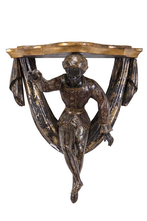Mensola con figura di moretto in legno laccato, Venezia XIX secolo