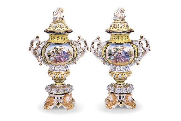 Due vasi in porcellana, XIX-XX secolo  - Auction Antiques and Decorative Arts - Incanto Casa d'Aste e Galleria