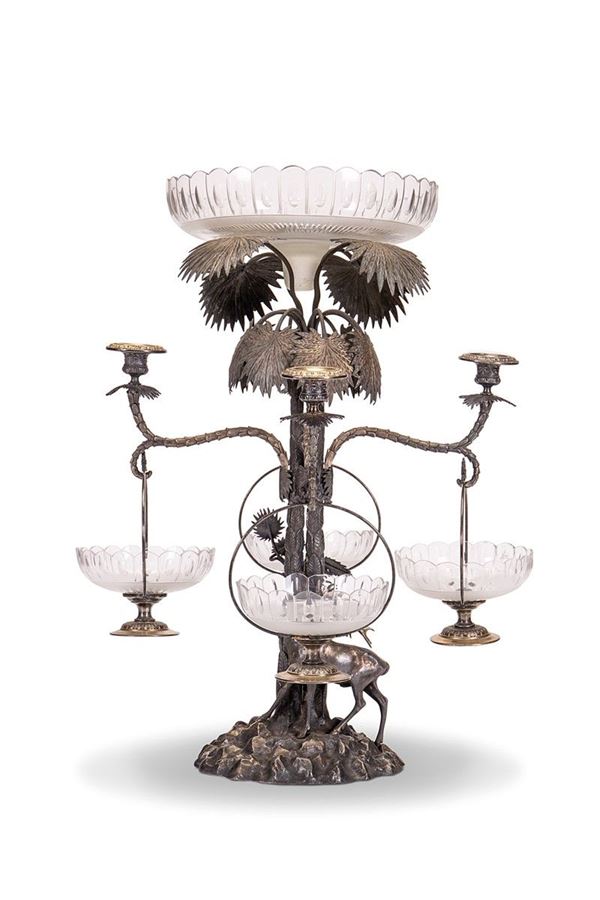 Centrotavola in metallo e cristallo, XIX secolo  - Auction Antiques and Decorative Arts - Incanto Casa d'Aste e Galleria