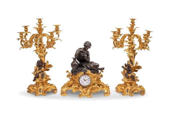 Trittico in bronzo dorato e brunito, XIX secolo