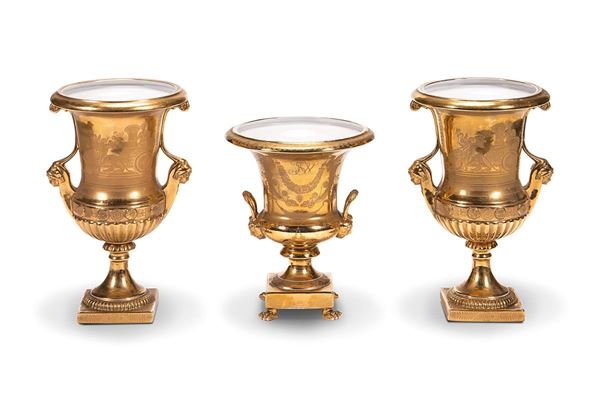 Tre vasi medicei, XIX secolo  - Auction Antiques and Decorative Arts - Incanto Casa d'Aste e Galleria