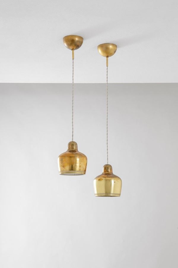 Alvar Aalto - Due lampade a sospensione mod. A 330 Golden Bell