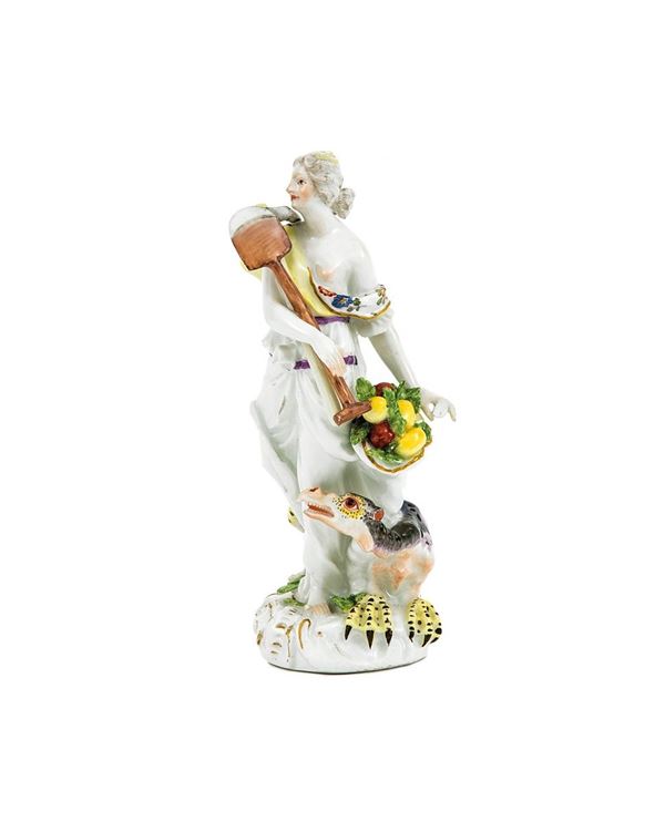 Statua in porcellana. Meissen, XVIII secolo  
