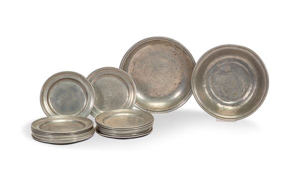 Lotto composto da venti piatti in peltro, XVIII/XIX secolo