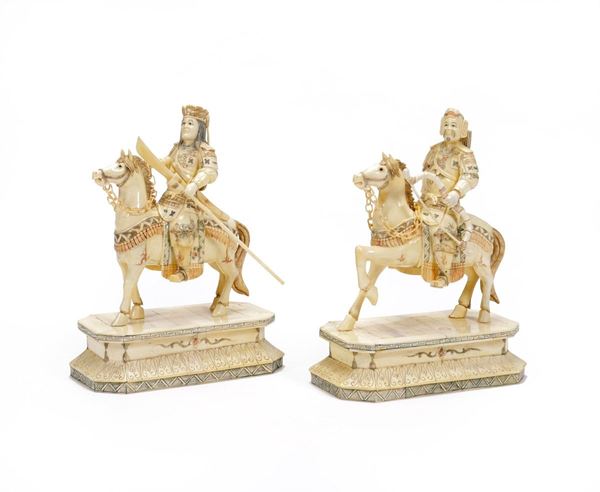 Coppia di cavalieri in osso, XIX-XX secolo