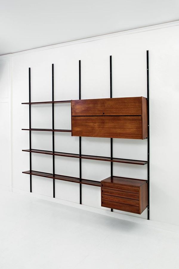 Osvaldo Borsani : Sistema modulare E 22
Montant  - Asta Design - Incanto Casa d'Aste e Galleria