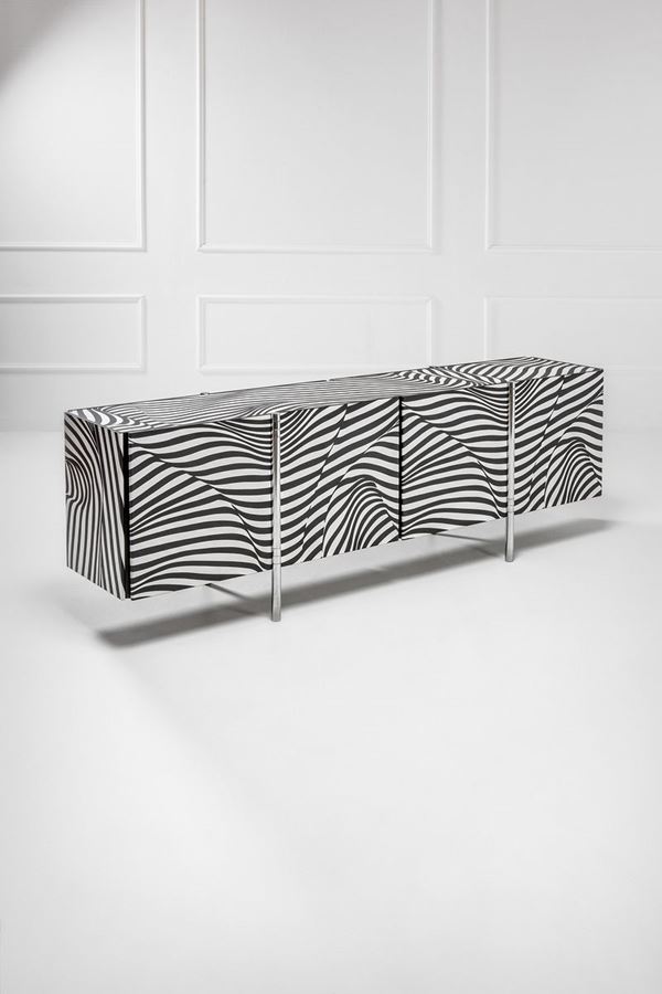 Trix e Robert Haussmann - Sideboard mod. Amor Stripe 12
