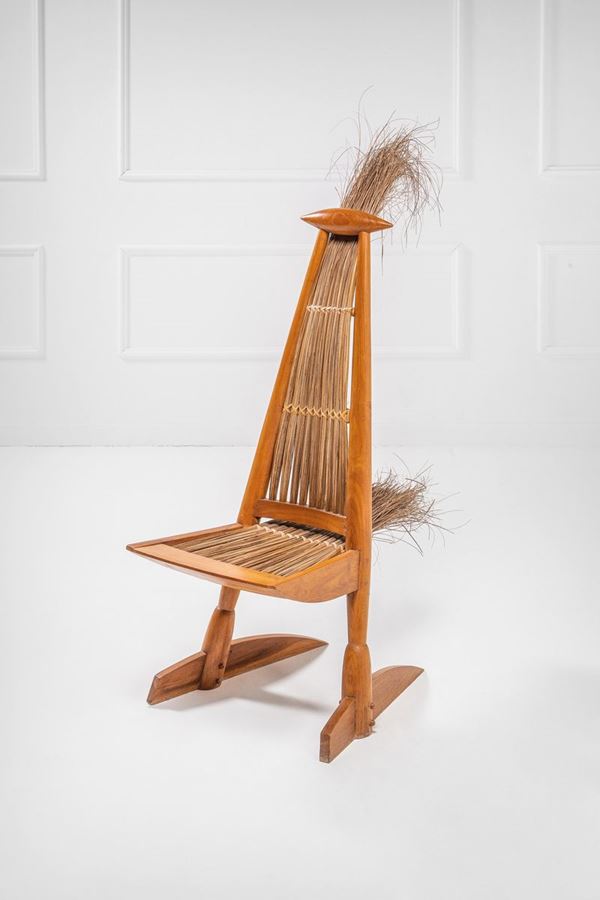 Sedia scultura legno e fibre naturali