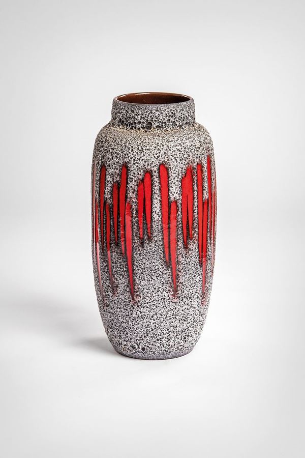 Vaso decoro nero e rosso