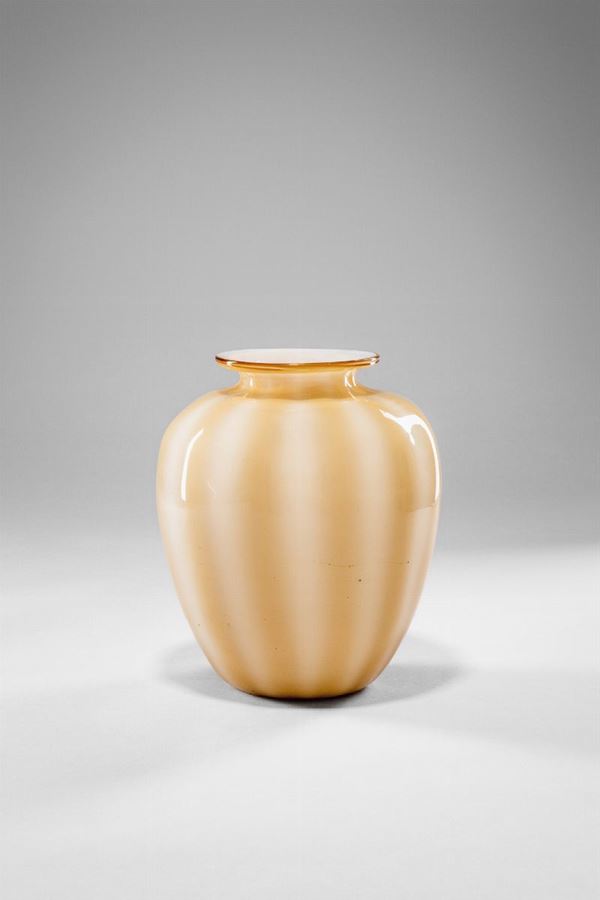 Vittorio Zecchin : Vaso lievemente costolato  - Auction Murano Glass - Incanto Casa d'Aste e Galleria