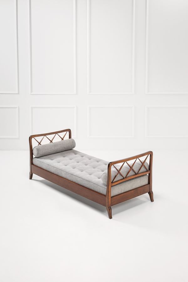 Day bed