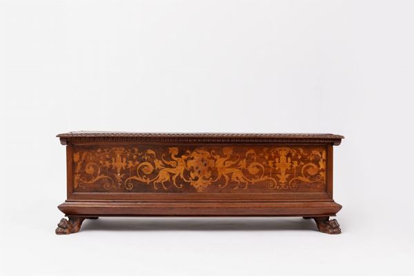 Cassa nuziale con le armi Valperga Masino  - Asta Antiquariato - Incanto Casa d'Aste e Galleria
