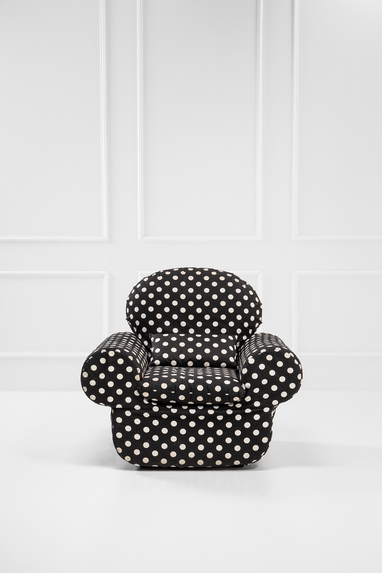 Studio '65, Gufram - Poltrona Mickey e Pouf Mouse
