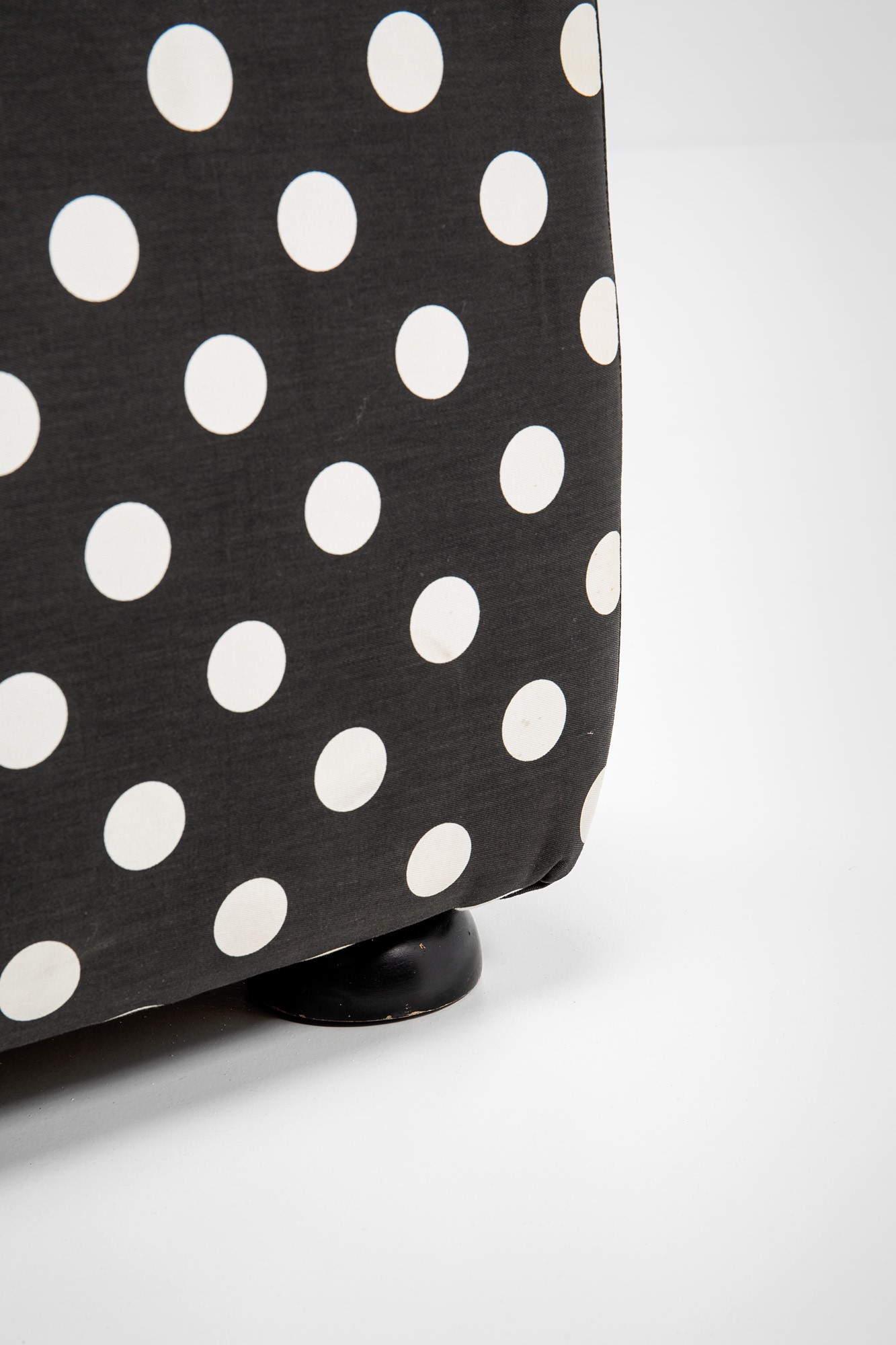 Studio '65, Gufram - Poltrona Mickey e Pouf Mouse