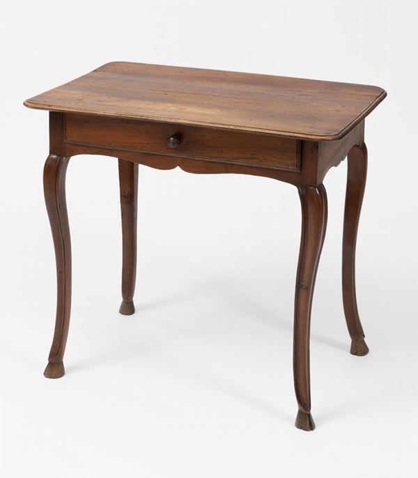 Piccolo scrittoio da centro - Piemonte, XVIII sec.  - Auction Antiques - Incanto Casa d'Aste e Galleria