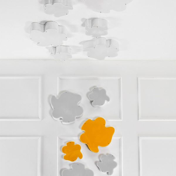 Dodici lampade da parete o da soffitto a forma di nuvola