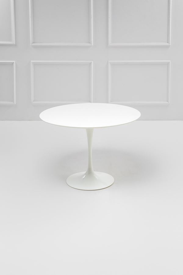Eero Saarinen - Tavolo mod. Tulip della Collezione Pedestal